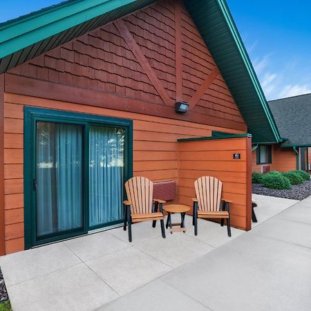 Holiday Inn Express & Suites Hayward By Ihg Exterior foto