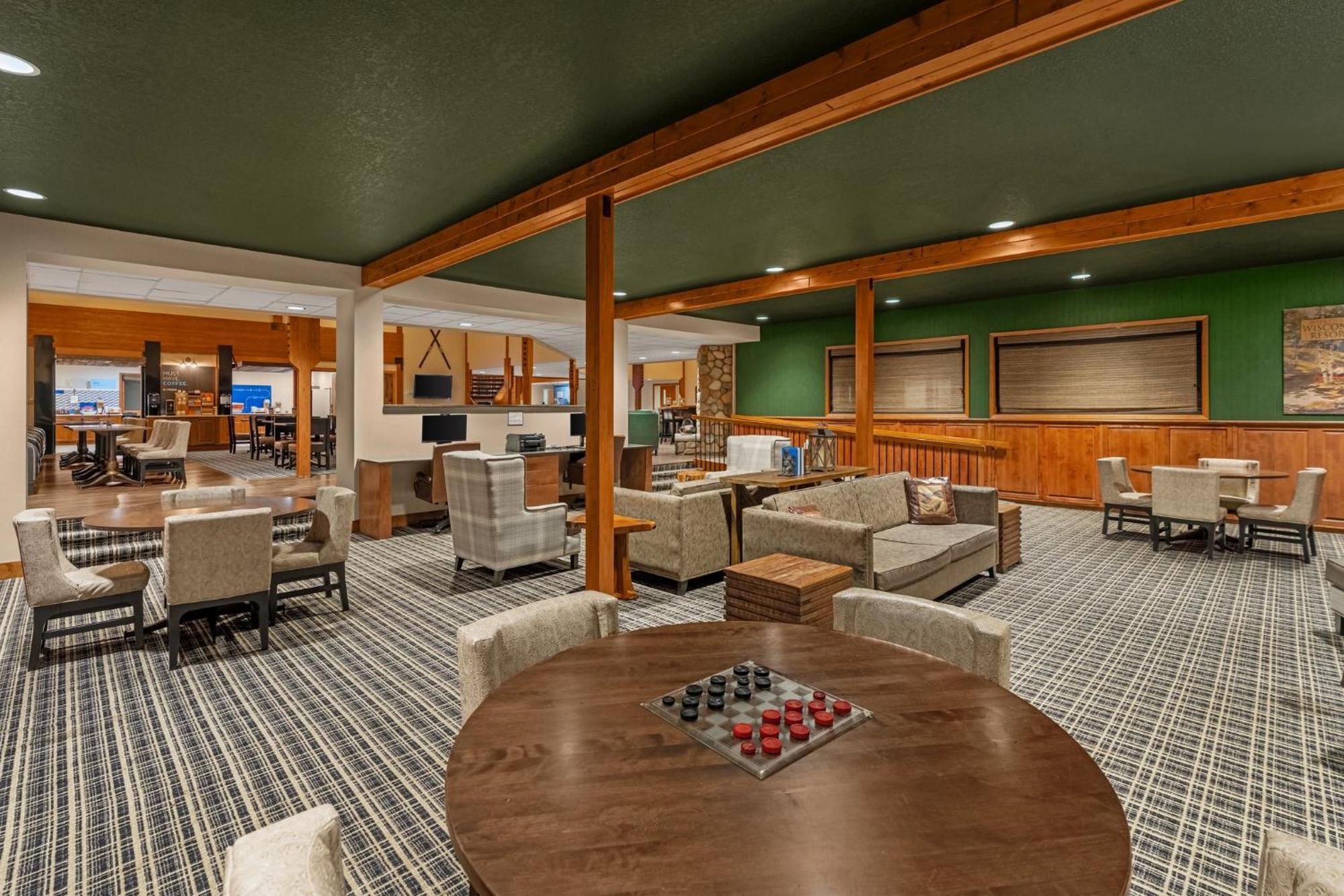 Holiday Inn Express & Suites Hayward By Ihg Exterior foto